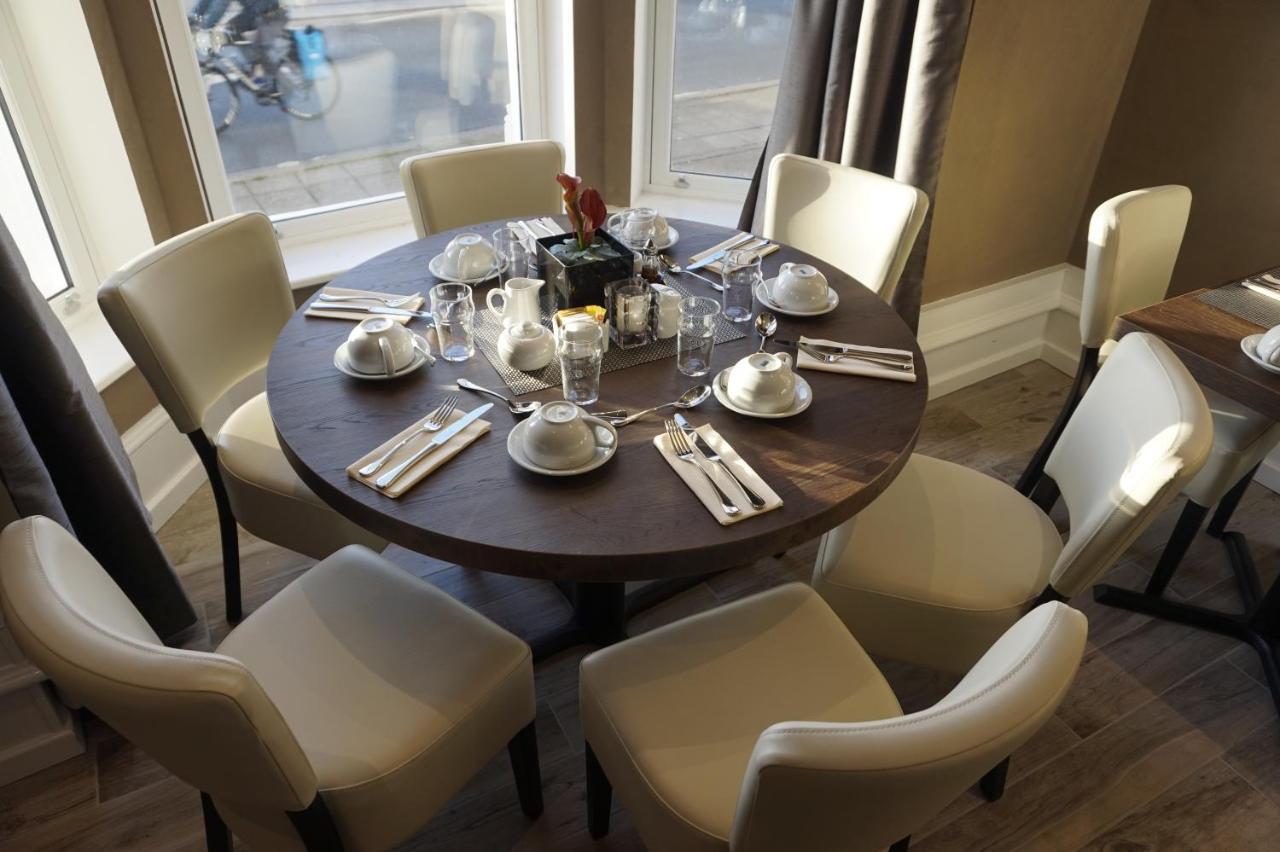 Halvard Hotel Douglas Esterno foto