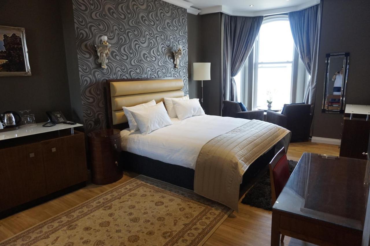 Halvard Hotel Douglas Esterno foto